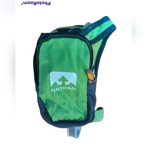 Runner Handheld Hydration Option